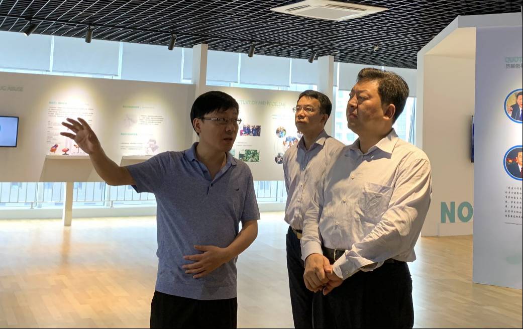 1111111111 1111111111